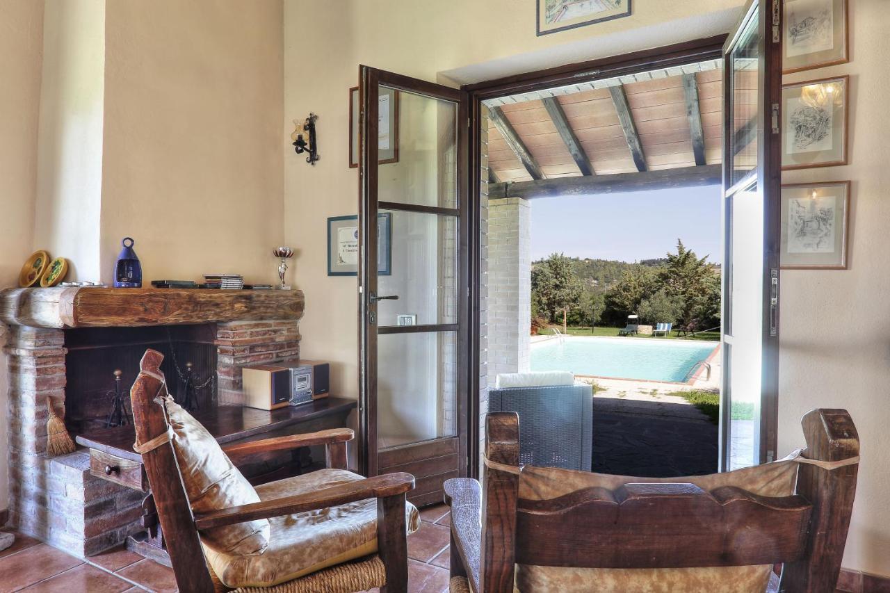 Appartamento Uva - Agriturismo Le Selvole Pomarance Ngoại thất bức ảnh